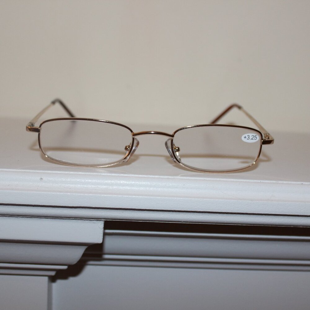 Hilco Reading Glasses +3.25 (VR106)